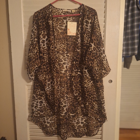 Leopard Print Women's Robe - Picture 2 of 4